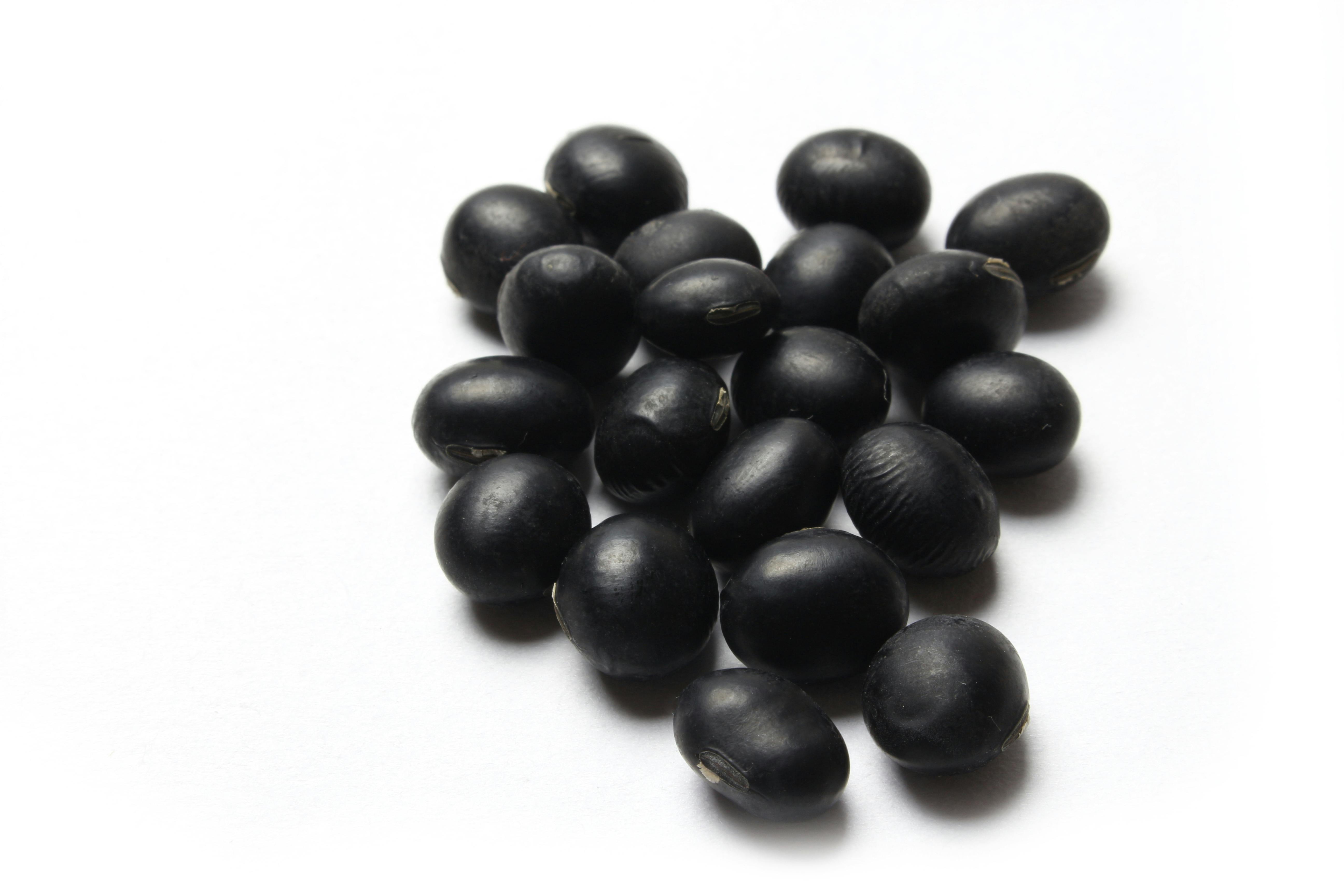 Black soybeans